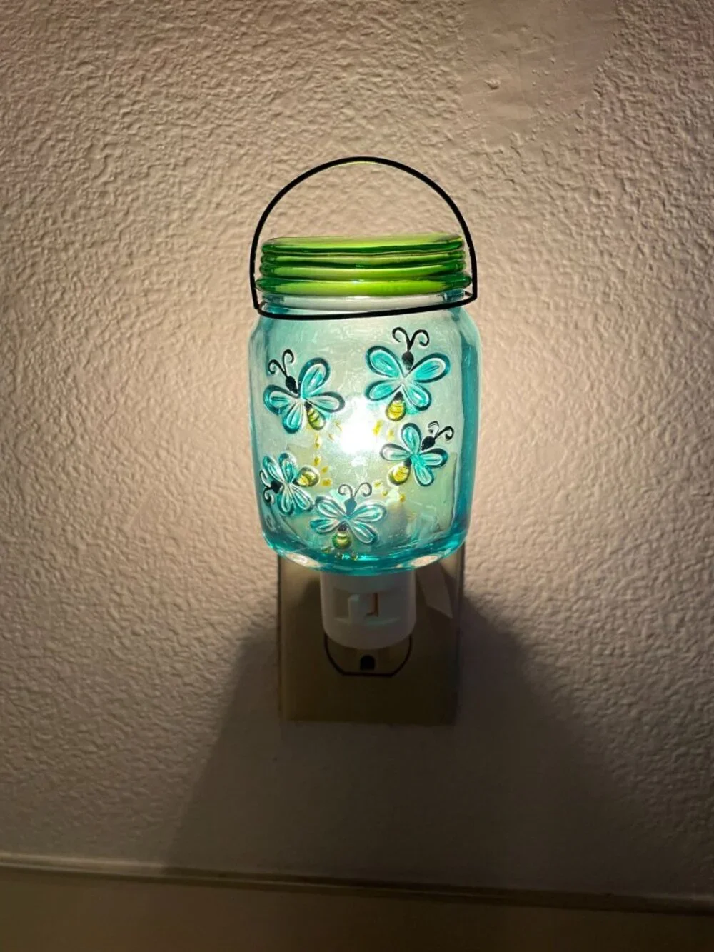 Vintage Roman, Inc. Translucent Firefly Night Light